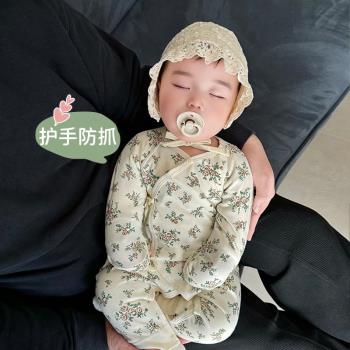 開春嬰兒衣服和尚服小月齡外出春裝女寶寶連體衣純棉新生兒蝴蝶衣