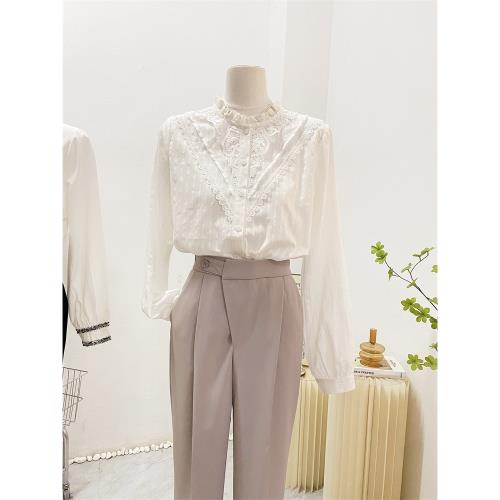 白色蕾絲花邊立領襯衫女2024春季設計感簡約氣質長袖上衣洋氣小衫