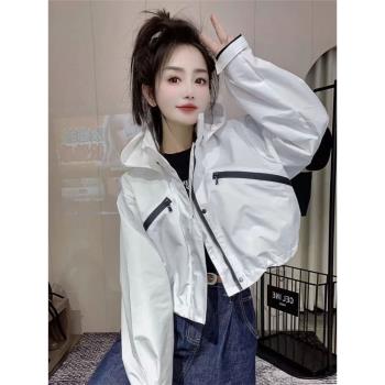 2025春季新款休閑連帽沖鋒衣外套女設計感短款小個子夾克棒球服潮