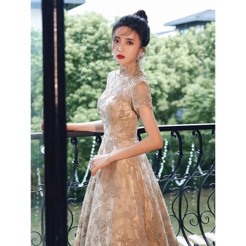 年會晚禮服2026新款香檳色高級感輕奢小眾高端主持人藝考禮服裙女