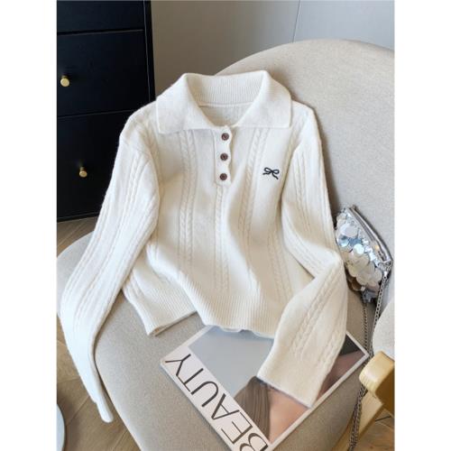 慵懶復古翻領麻花針織衫女秋冬2025新款寬松刺繡顯瘦毛衣百搭上衣