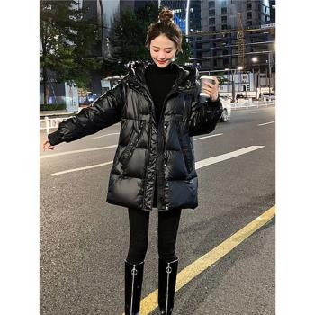 黑色冬季時尚輕薄爆款加厚羽絨服