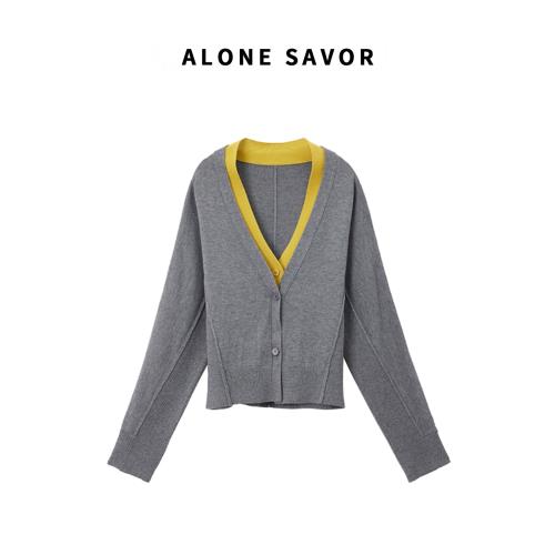 【ALONE SAVOR】羊毛混紡V領不規則拼接撞色顯瘦有型蝙蝠衫P122