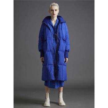 MODOGAGA冬季新款羽絨服女長款寬松休閑保暖時尚白鴨絨外套21713