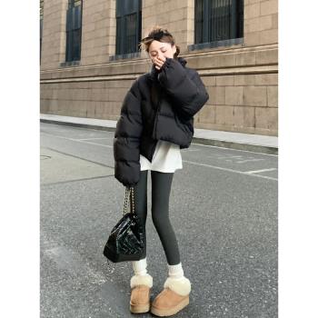 黑色肯豆短款羽絨服女2024年新款設計感小個子高階感白鴨絨麵包服