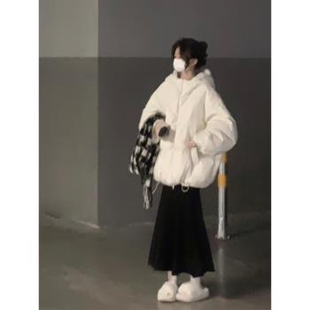 白色短款羽絨服女冬季小個子2024年新款設計感韓版學生高階麵包服