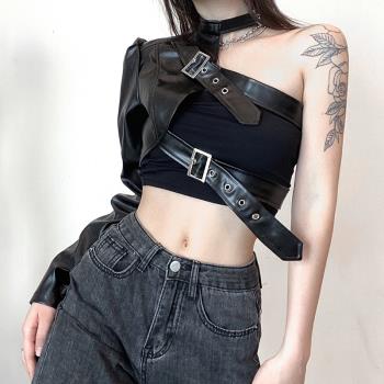 ROCKMORE街頭拽酷設計感心機斜肩PU皮衣女百搭修身不規則短款上衣