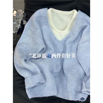 韓系穿搭奶藍色v領浣熊絨毛衣女秋冬慵懶學院風兩件套針織衫上衣