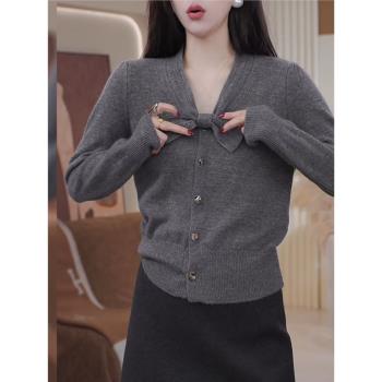 時尚簡約風灰色淑女風精緻修身針織開衫胖mm大碼女裝洋氣減齡上衣