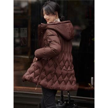 XWI欣未美拉德可脫卸腰繩連帽羽絨服女2024年冬季顯瘦不臃腫外套