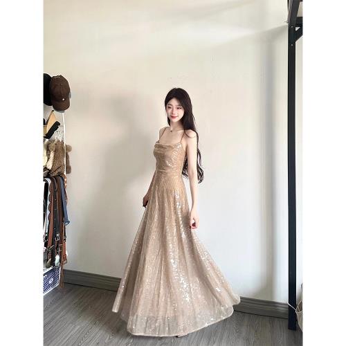 法式輕奢重工亮片吊帶連衣裙女設計感小眾成人禮生日宴會禮服長裙