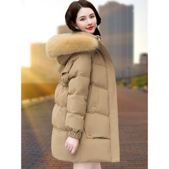 白鴨絨羽絨服女中長款冬裝2025新款冬季媽媽款加厚保暖大毛領外套