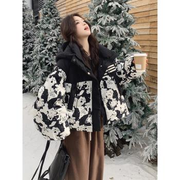 黑白色拼接印花蝴蝶連帽羽絨服女2025冬季新款小個子寬松保暖外套