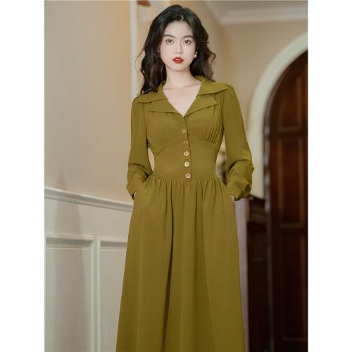 秋天長袖法式別致絕美茶歇掐腰綠色連衣裙收腰復古赫本風新款長期