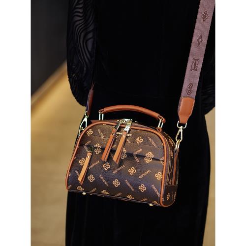 (免運)包包女2026新款中年媽媽高級感女士手提包大容量單肩斜挎包小方包