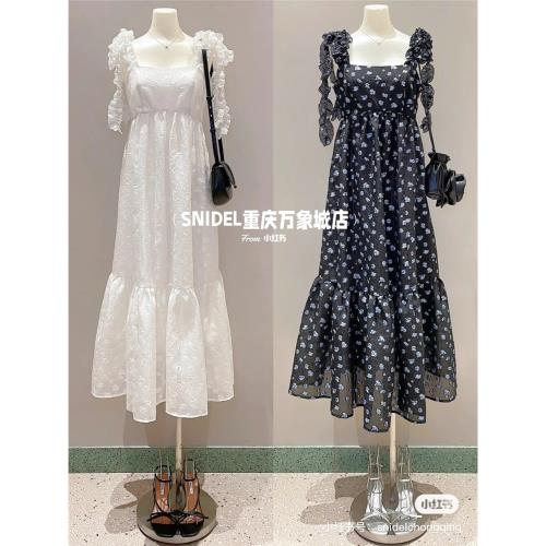 獨家 原 浪漫的綁帶 S家 海藻裙皺皺面料花朵吊帶度假風連衣裙