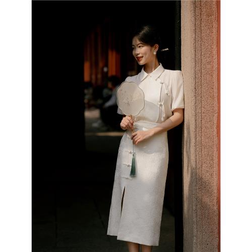 柒量一裁小個子杏色新中式國風翻領盤扣襯衫+提花半身裙套裝0451