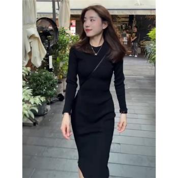 黑色打底針織連衣裙女2025新款春秋氣質收腰修身顯瘦包臀長袖裙子