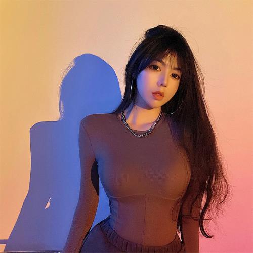 YoungGirlDay 歐美性感緊身顯瘦圓領短款露臍拼接長袖打底T恤上衣