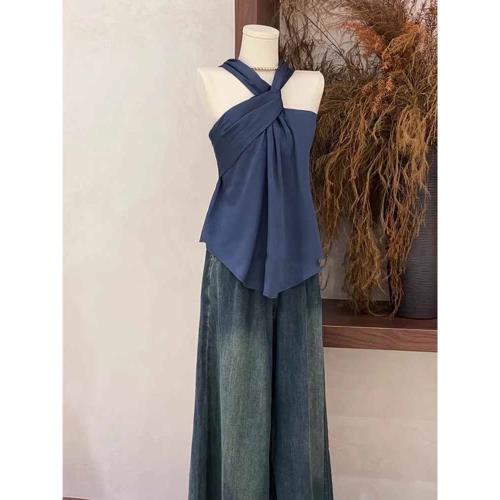 法式輕奢高端藍色緞面掛脖吊帶小衫女夏季小眾不規則修身無袖上衣