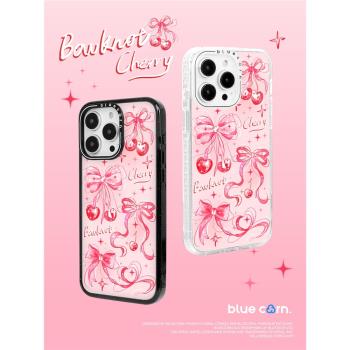 【bluecorn】藍色苞米聯名藝術家小巴 櫻桃蝴蝶結適用於iPhone 16 15 14 PRO MAX magsafe滿印磁吸防摔手機殼
