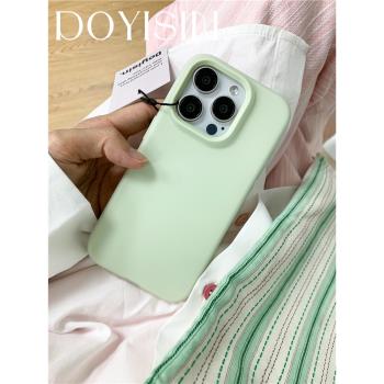 獨與行純色簡約液態矽膠手機殼適用於iPhone 15 Pro矽膠軟殼ins風全包