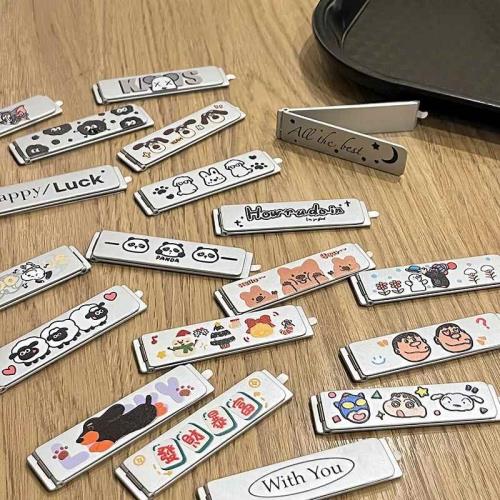 適用手機支架創意可愛卡通折疊隱形相機金屬支架粘貼式手機殼簡