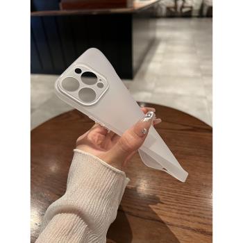 umj【薄如紙，清涼散熱】薄至0.7mm半透明磨砂矽膠軟殼適用iphone15/16手機殼蘋果14proMax簡約13保護套男女