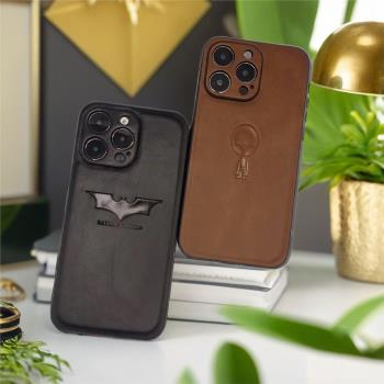 適用蘋果14Promax手機殼iPhone15真皮質感13Pro防指紋12/11耐磨XR商務XSMAX保護套7g外星人8p全包邊防摔
