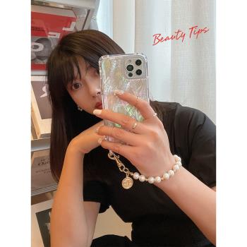 天然珍珠貝母手鏈手機殼適用蘋果iPhone14 pro max帶鏈條13掛手12溫柔甜美小眾手機保護殼