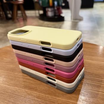 雲寅適用於iPhone16pro手機殼新款加厚液態矽膠蘋果15promax全包簡約14純色plus高階感防摔13情侶款ins風12硬