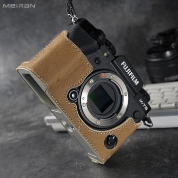 美然 適用於富士XT5相機皮套 fuji x-t5相機金屬底座 相機保護殼 頭層真皮相機包
