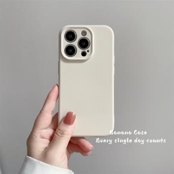 BananaCase高階感ins簡約古董白純色矽膠軟殼適用iPhone15蘋果14promax手機殼16pro全包防摔11/12pro保護套14