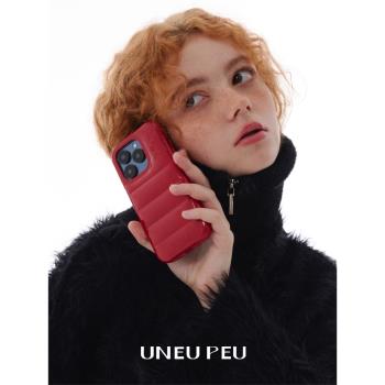 UNEUPEU原創設計聖誕新年蘋果紅色黑色簡約情侶羽絨殼皮質殼適用於蘋果14手機保護殼iphone15pro max