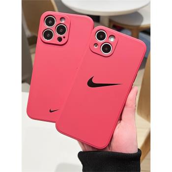 玫紅色ins騷粉蘋果13Pro手機殼適用iPhone14潮牌11nike女12液態16加絨15矽膠8plus防摔xsmax全包鏡頭少女xr軟