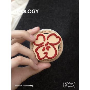 Ufology原創手機磁吸支架支援magsafe桌面便攜蘋果個性創意懶人