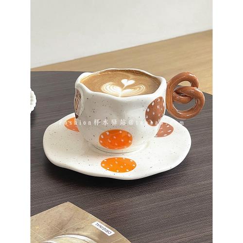 復古創意手捏餅干造型陶瓷馬克杯精致下午茶拿鐵拉花咖啡杯碟套裝