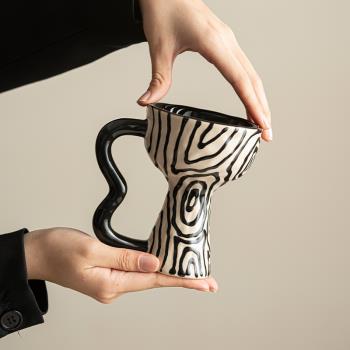 高檔精緻中古法式陶瓷高腳杯子咖啡杯設計感小眾輕奢女士辦公室