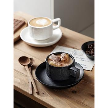 歐式創意陶瓷咖啡杯碟簡約黑白磨砂家用餐廳早餐杯碟辦公茶水杯碟