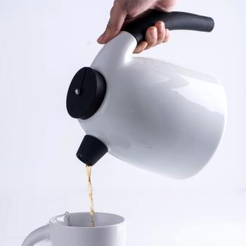 北歐風格家用陶瓷茶壺1.2升大容量白瓷大水壺帶不銹鋼茶球 SH0903