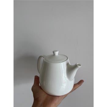 白瓷大號航空壺純白咖啡壺創意茶壺歐式涼水壺酒店家用商用陶瓷壺