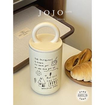 JOJOS L. PD.among.復古ins英文字母手提保溫杯 大容量簡約|其中