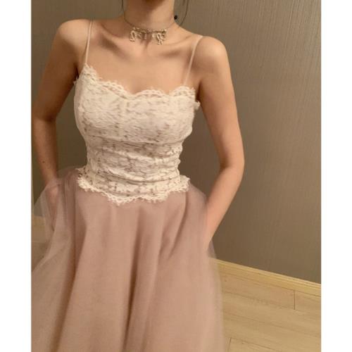 (免運)MadmanMomo瘋子默 修身蕾絲吊帶背心女時尚百搭內搭短款抹胸上衣