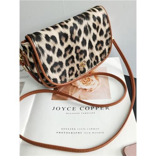 工廠尾貨豹紋包包女春夏款大容量單肩斜挎包百搭手機零錢包馬鞍包