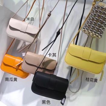 2023新款小眾設計軟皮手機包簡約時尚百搭單肩斜挎牛皮翻蓋小方包