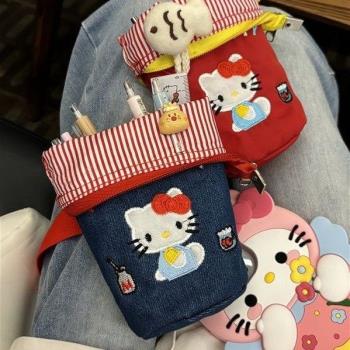 包刺繡kitty筆袋包化妝品手提包隨身可愛收納包手機便攜小包