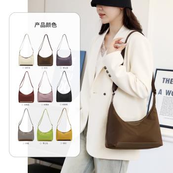 手機跨包女尼龍簡約斜挎包2025新款女士超火單肩小包輕便迷你通勤