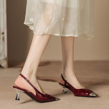 新款鐵頭貓跟漆皮方頭高跟涼鞋半包頭女鞋Cusp high-heeled shoes