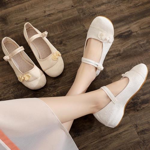 春秋新款老北京布鞋女古漢服鞋百搭繡花鞋提花茶服鞋女鞋素色坡跟