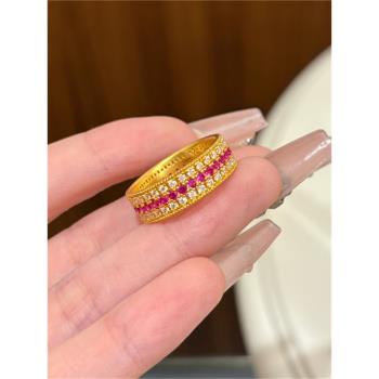 老鋪同款保色沙金點鉆紅寶石戒指女食戒培育輕奢鑲嵌三排指環高階